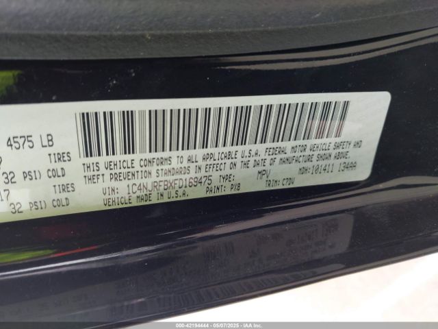 1C4NJRFBXFD169475 Jeep Patriot Latitude