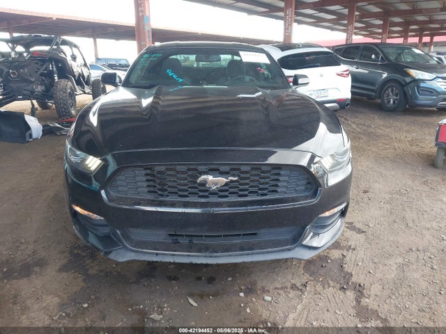 1FA6P8AM3H5214071 Ford Mustang V6