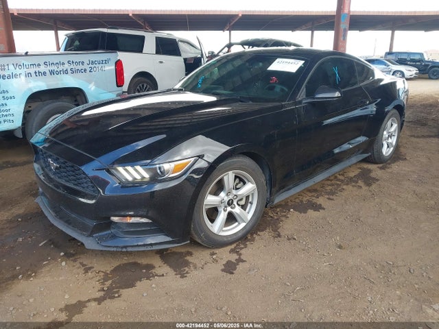 1FA6P8AM3H5214071 Ford Mustang V6
