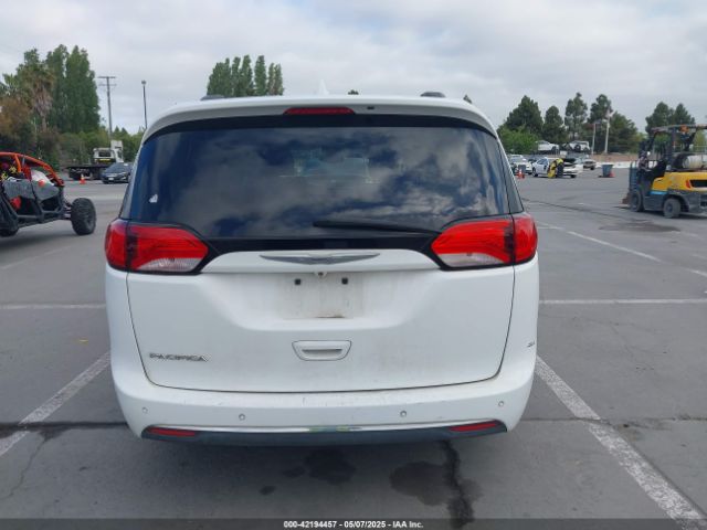 2C4RC1BG0HR533823 Chrysler Pacifica Touring-l