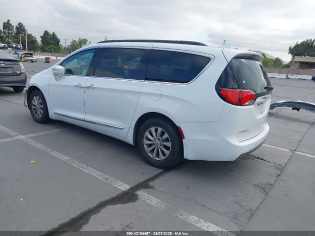 2C4RC1BG0HR533823 Chrysler Pacifica Touring-l
