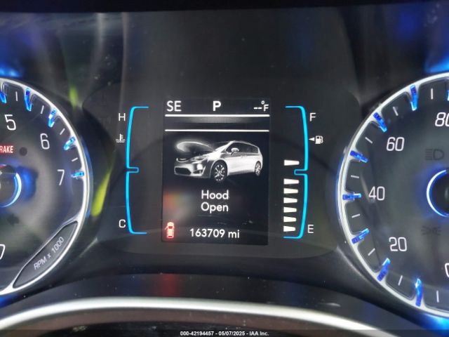 2C4RC1BG0HR533823 Chrysler Pacifica Touring-l