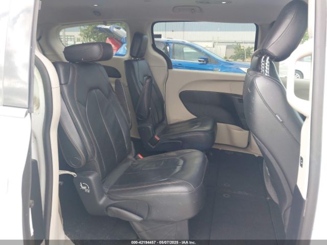 2C4RC1BG0HR533823 Chrysler Pacifica Touring-l