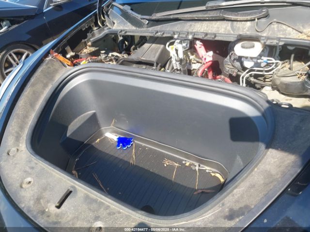 2022 TESLA MODEL Y 7SAYGDEE6NF385120 Photo 9