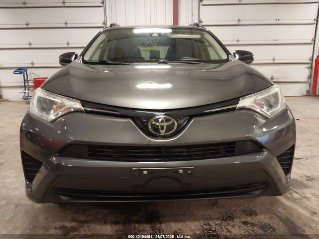 JTMBFREV2JJ246396 Toyota RAV4 LE