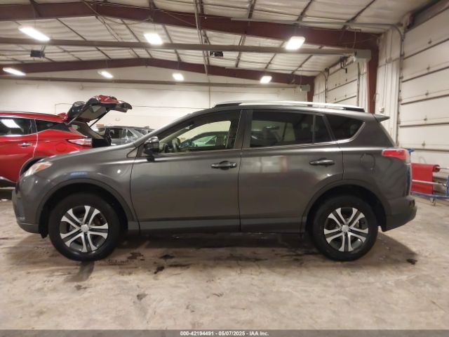 JTMBFREV2JJ246396 Toyota RAV4 LE