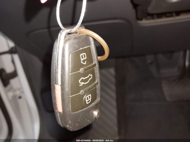 2017 AUDI Q3 WA1HCCFS5HR010951 Photo 10