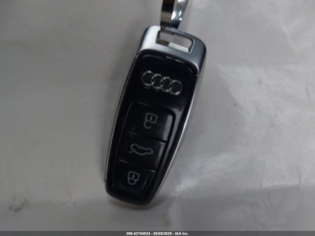 WA1FVAF13KD019245 Audi Q8 55 Premium