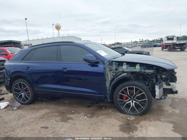 WA1FVAF13KD019245 Audi Q8 55 Premium
