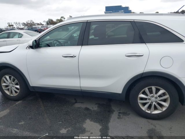 5XYPG4A58GG081474 KIA Sorento 3.3l Lx