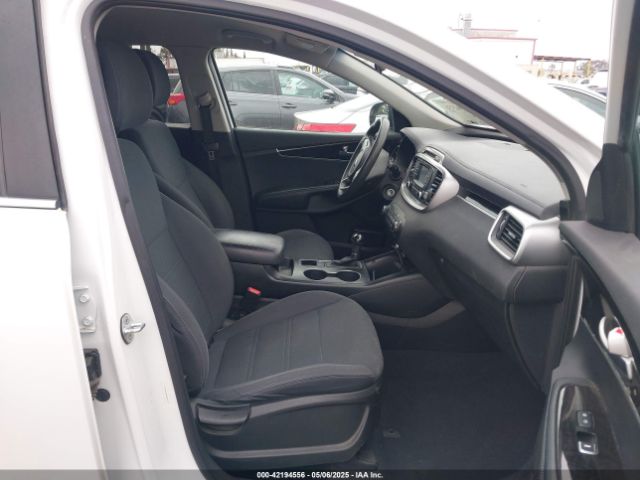 5XYPG4A58GG081474 KIA Sorento 3.3l Lx
