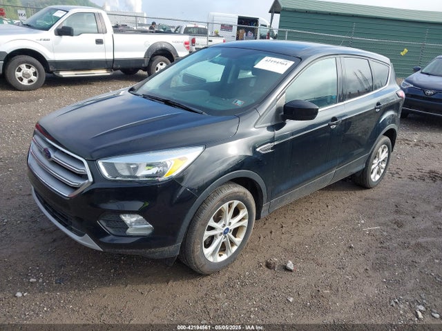 1FMCU9GD0HUC62616 Ford ESCAPE SE