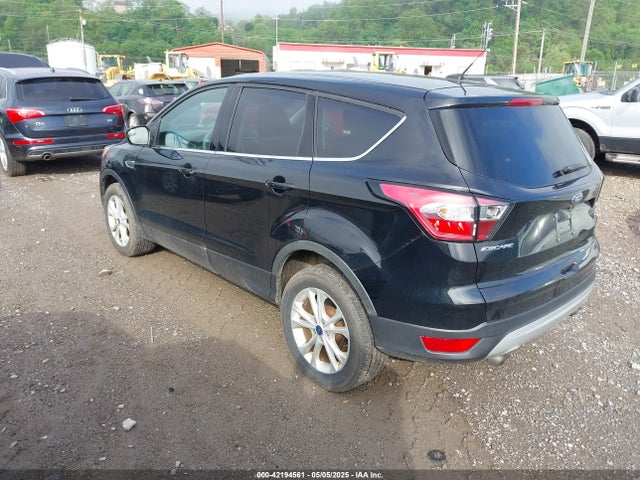 1FMCU9GD0HUC62616 Ford ESCAPE SE