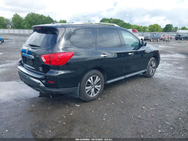 5N1DR2MM3HC611338 Nissan Pathfinder Sl