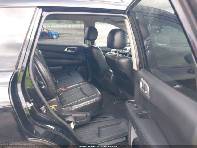 5N1DR2MM3HC611338 Nissan Pathfinder Sl