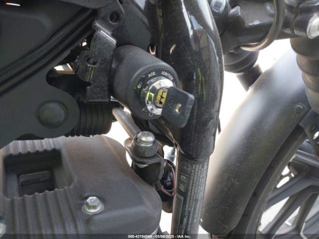 2021 HARLEY-DAVIDSON XL883 1HD4LE218MB417628 Photo 10