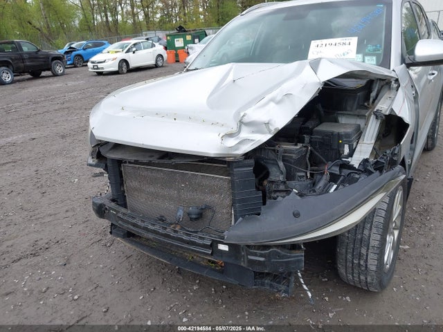 KM8J3CA43HU272122 Hyundai TUCSON SE
