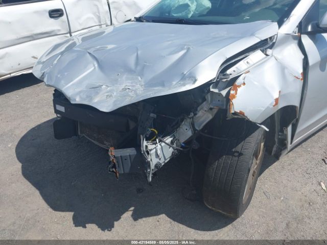 5NPD84LF7KH459775 Hyundai ELANTRA SEL