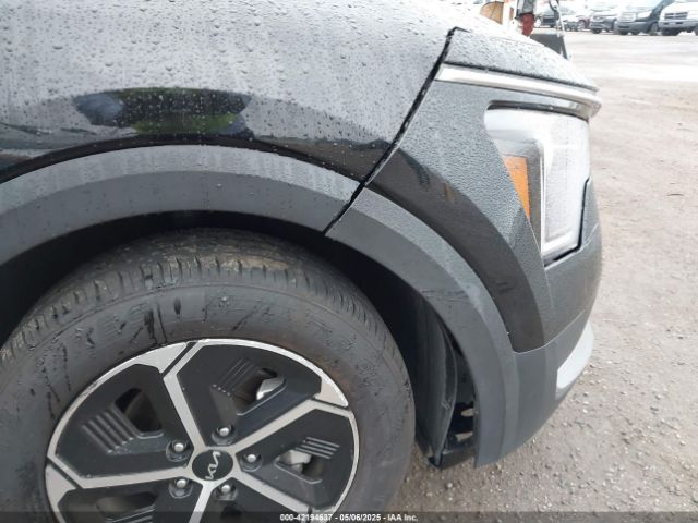 KNDCR3LE8P5086327 KIA NIRO EX