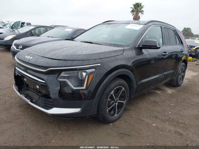 KNDCR3LE8P5086327 KIA NIRO EX