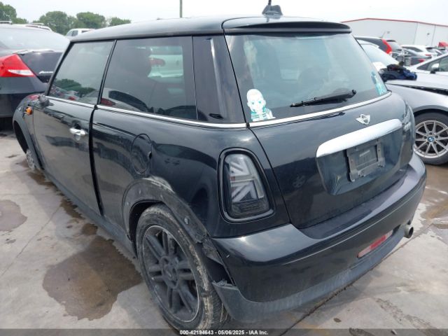 2012 MINI COOPER WMWSU3C56CT369757 Photo 2