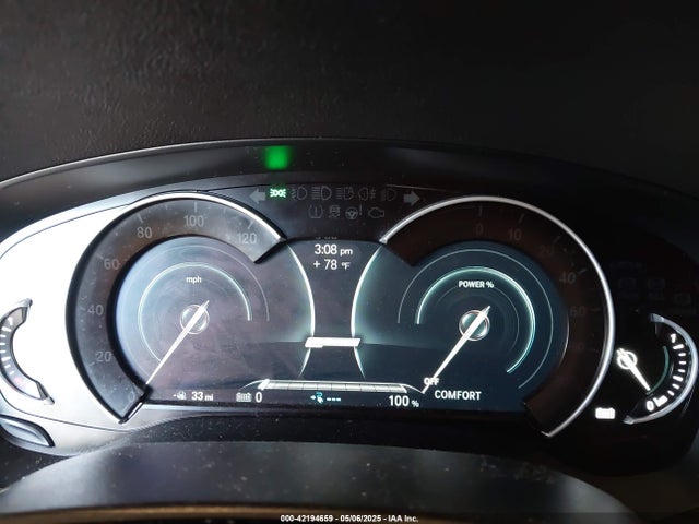 WBAJB1C5XJB084908 BMW 530e