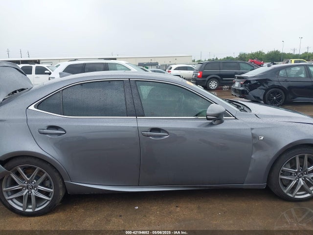 JTHBA1D2XH5048870 Lexus IS 200T