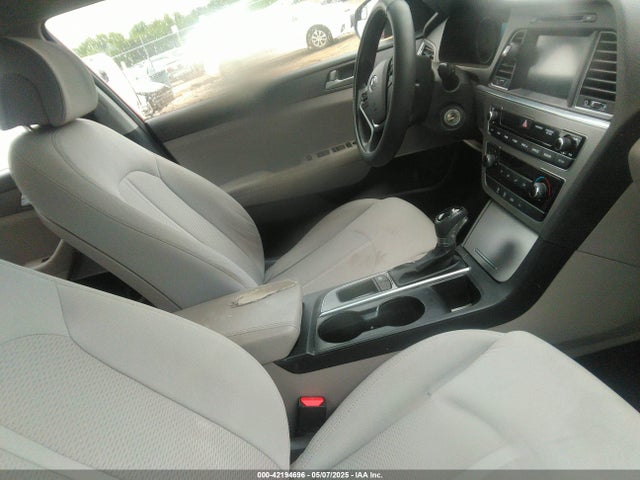5NPE24AF2GH271729 Hyundai SONATA SE