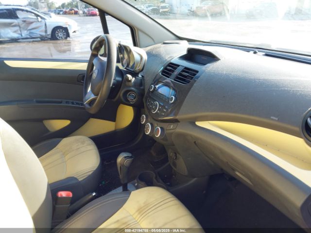 KL8CB6S95EC460954 Chevrolet Spark Ls Auto