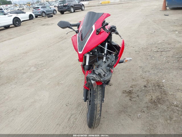 MLHNC5106L5600504 Honda Cbr300r