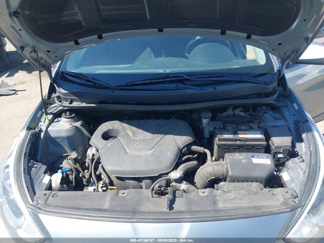 KMHCT5AE8HU363240 Hyundai ACCENT SE