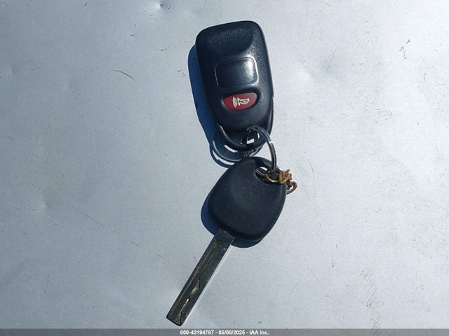KMHCT5AE8HU363240 Hyundai ACCENT SE