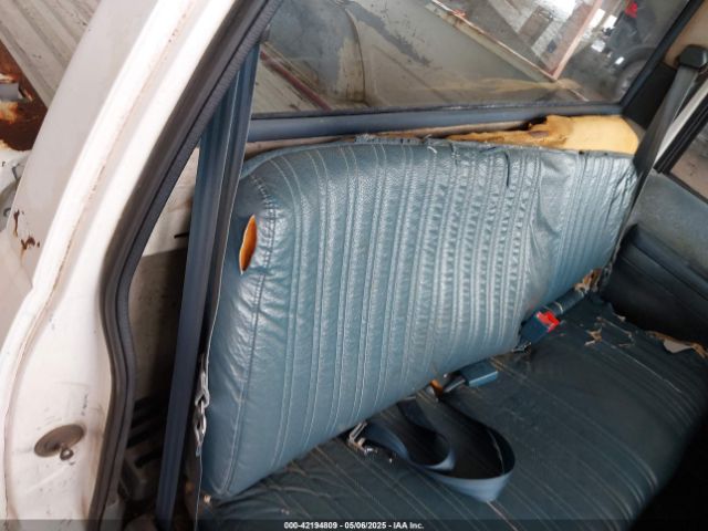 1990 GMC SIERRA 1GTDC14H6LZ519732 Photo 7