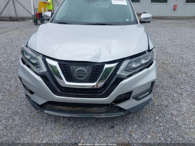 5N1AT2MV1HC801443 Nissan Rogue Sl
