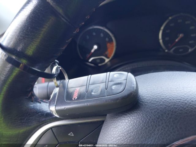 ZACCJBCTXGPD85759 Jeep Renegade Trailhawk