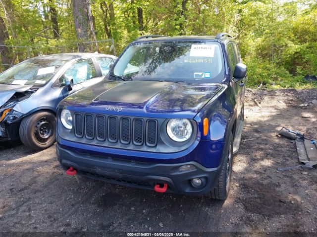 ZACCJBCTXGPD85759 Jeep Renegade Trailhawk