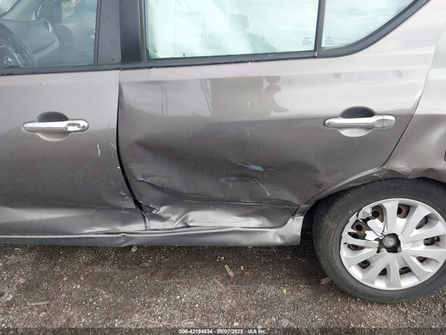 3N1CN7AP5HK431413 Nissan Versa 1.6 Sv