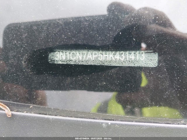 3N1CN7AP5HK431413 Nissan Versa 1.6 Sv