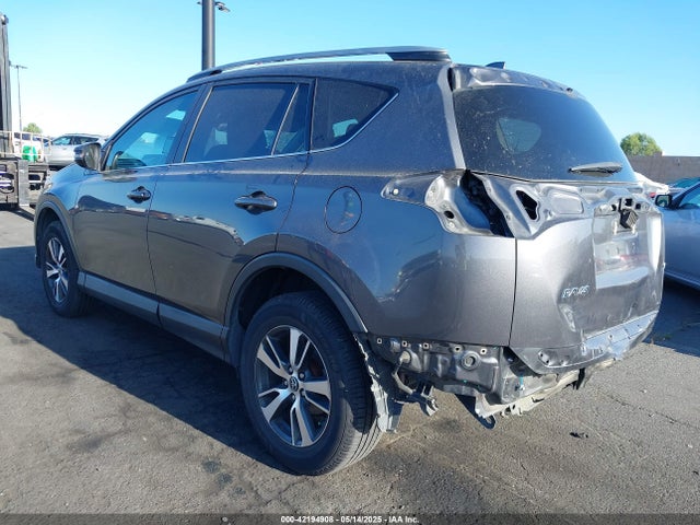 2T3WFREV2HW349394 Toyota Rav4 Xle