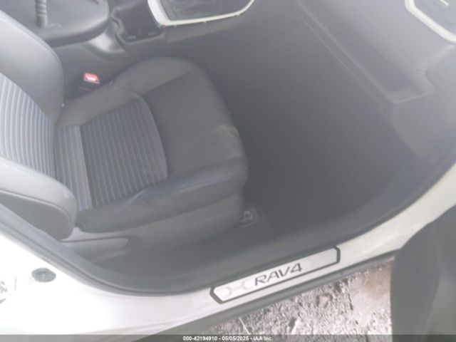 2T3E6RFV7RW077162 Toyota Rav4 Hybrid Xse