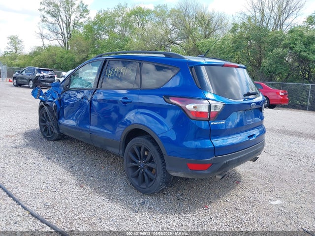 1FMCU0GDXHUD57325 Ford ESCAPE SE