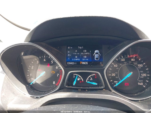 1FMCU0GDXHUD57325 Ford ESCAPE SE
