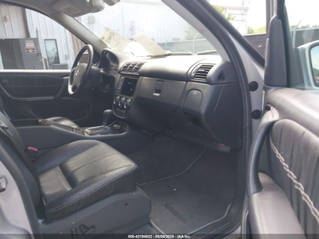 2004 MERCEDES-BENZ ML 350 4JGAB57E24A494788 Photo 4