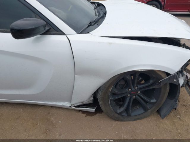2C3CDXHG7GH307185 Dodge Charger Sxt