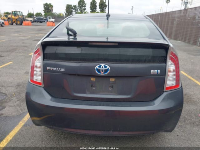 JTDKN3DU4F1997127 Toyota Prius Four