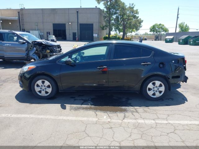 KNAFK4A68E5227331 KIA FORTE LX
