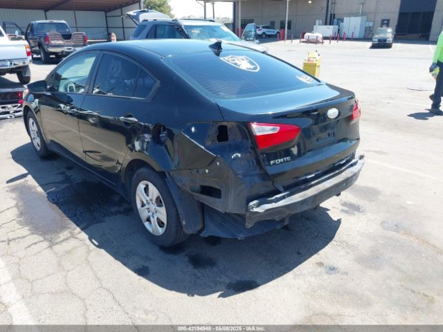 KNAFK4A68E5227331 KIA FORTE LX