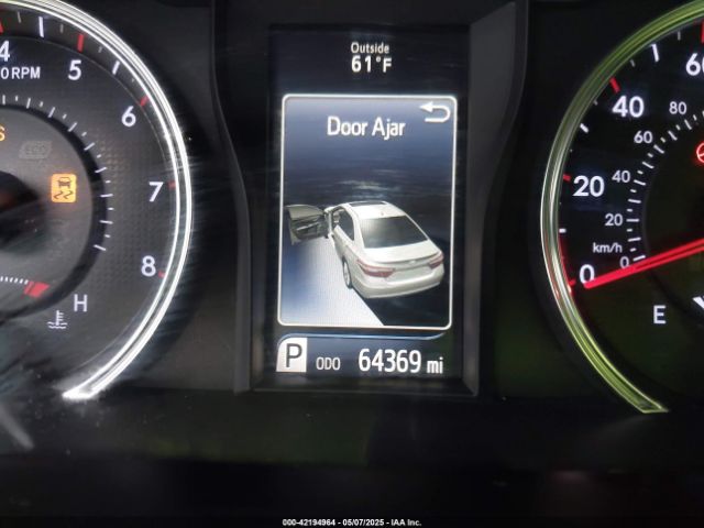 4T1BF1FKXFU964270 Toyota CAMRY SE