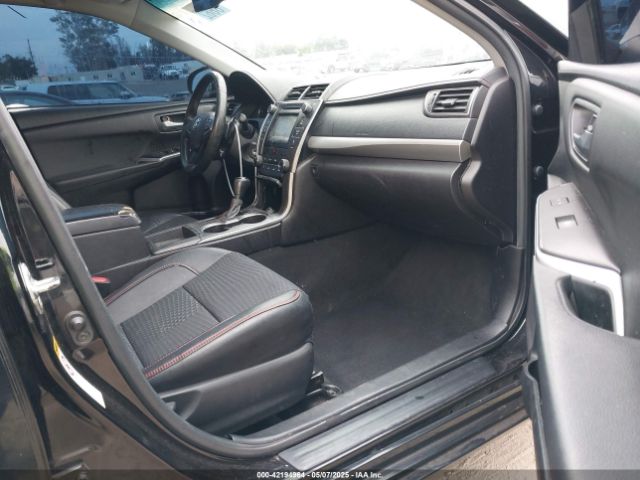 4T1BF1FKXFU964270 Toyota CAMRY SE