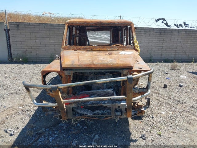 WDCYC3KH2JX288783 Mercedes-Benz G-Class
